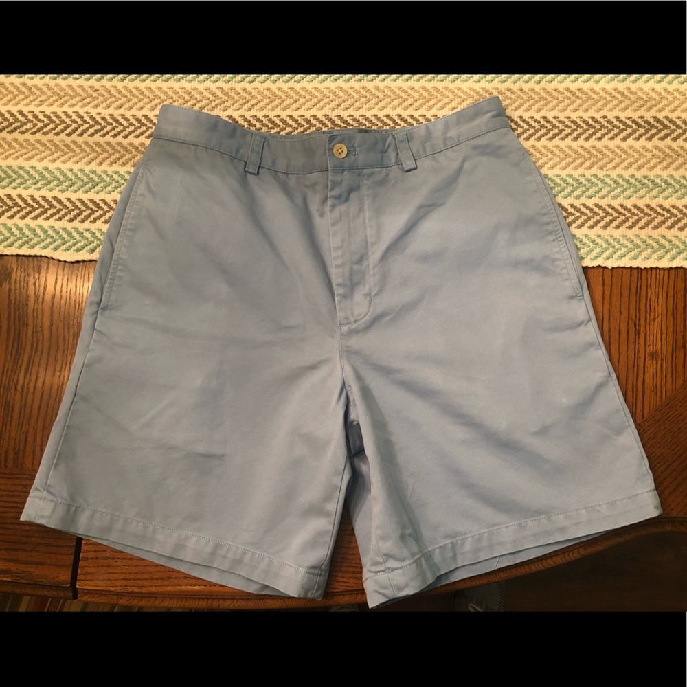 Vineyard Vines blue club shorts